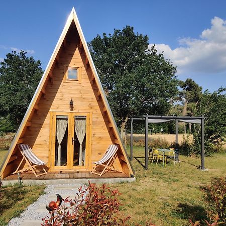 Tipi Apache Des Monteaux Villa Vivy Eksteriør billede